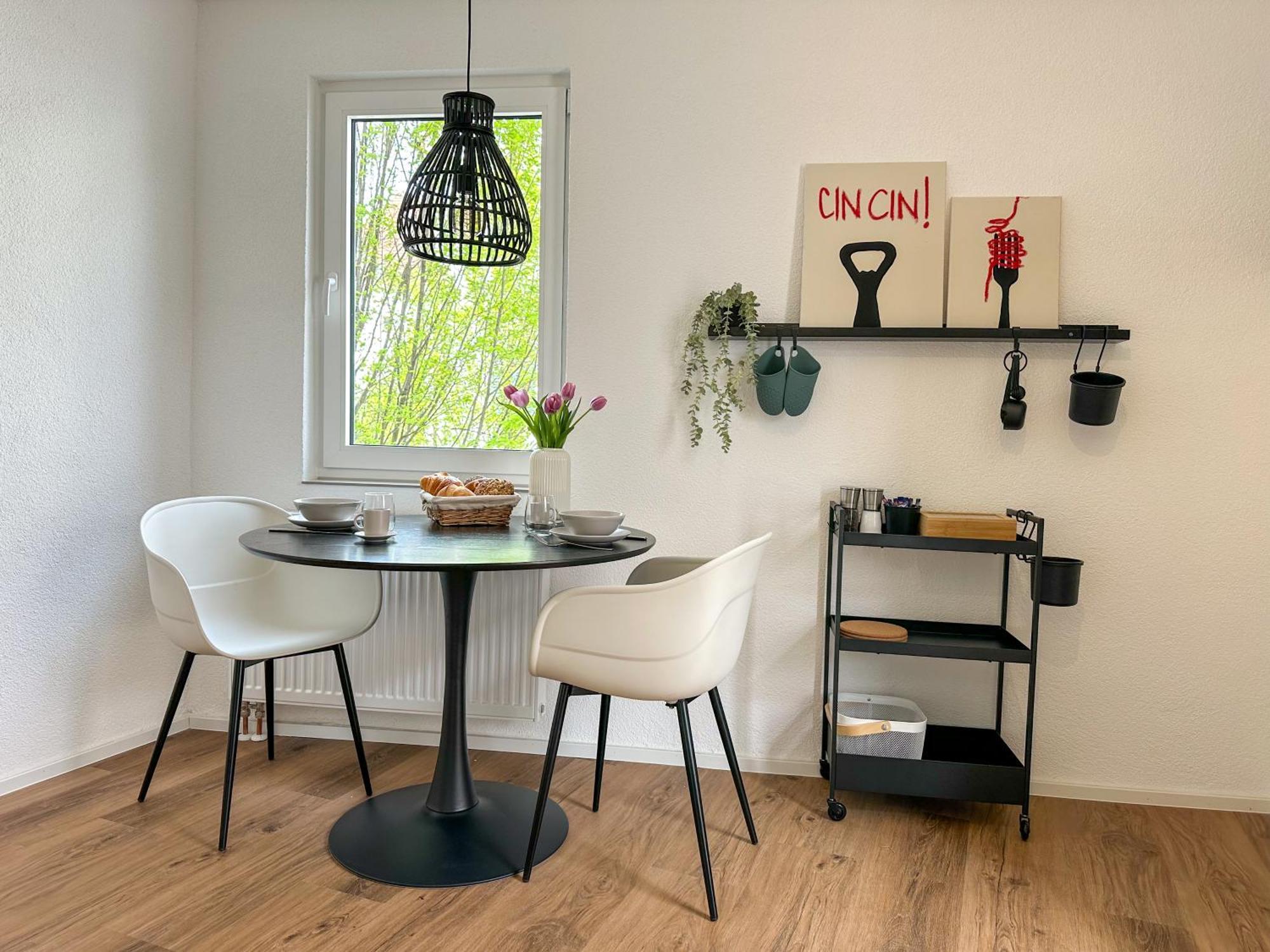 Apartment Im Herzen Der Altstadt - Leonberg Naehe Stuttgart Bagian luar foto